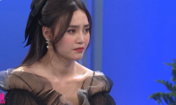 Chuyện gì đang xảy ra với Ninh Dương Lan Ngọc?