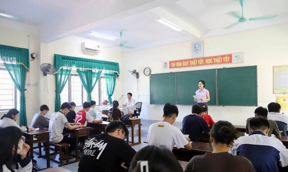 Đã có kết quả rà soát phòng thi 22 thí sinh thì 15 em đạt điểm 10 Toán tốt nghiệp ở Hà Tĩnh