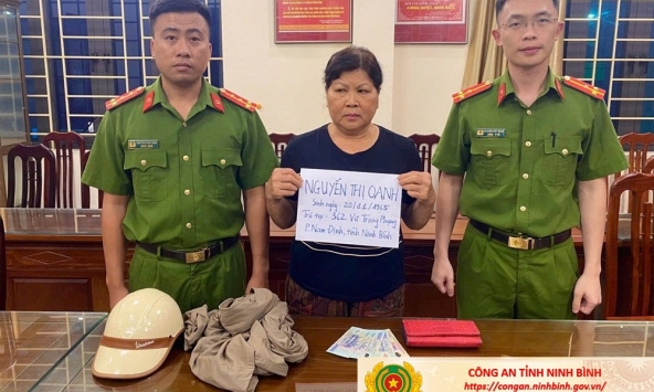 Nguyễn Thị Oanh SN 1965 đã ra đầu thú