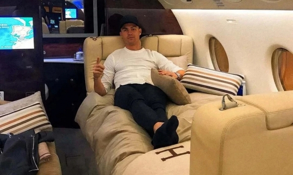 Bên trong chuyên cơ 2100 tỷ đưa Ronaldo về nhà sau World Cup 2026