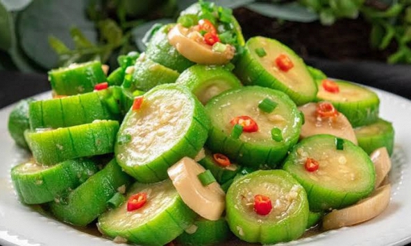 Ăn mướp mùa hè rất tốt, nhưng 3 nhóm người này nên hạn chế kẻo phản tác dụng