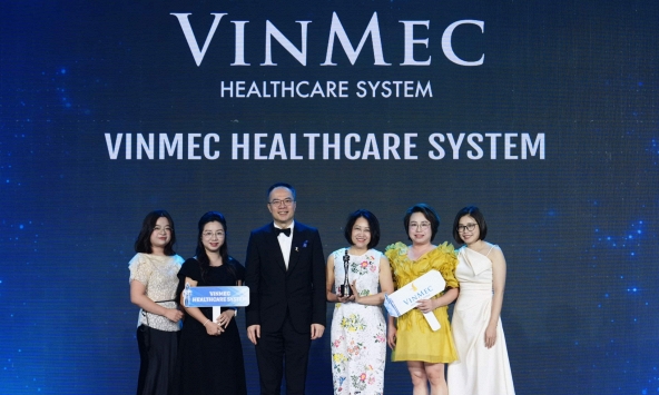 Ba năm liên tiếp chinh phục HR Asia Awards, Vinmec chứng minh sức mạnh từ chiến lược phát triển con người  