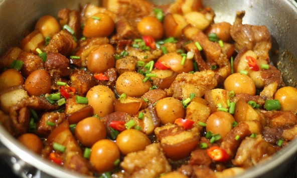 Mỗi ngày có hơn 800 người chết vì ung thư đại trực tràng, bác sĩ nói thẳng: Mùa hè húp cháo trắng còn tốt hơn ăn nhiều 5 món