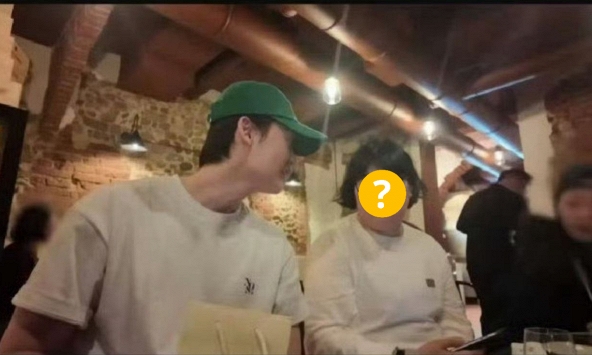 Sốc nặng nhan sắc thật của 'tiểu tam' tin đồn khiến IU - Lee Jong Suk tan vỡ