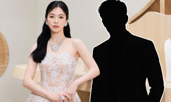 Song Hye Kyo có chỗ dựa mới