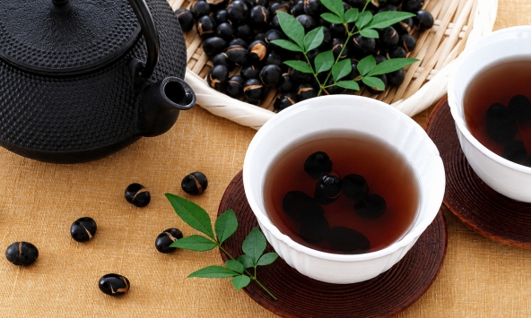 Lời khuyên cho những người hay uống nước đậu đen