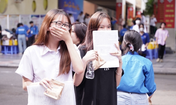 Từ 15/7, thí sinh bắt đầu nộp lệ phí xét tuyển đại học: Lịch thanh toán theo 6 nhóm địa phương