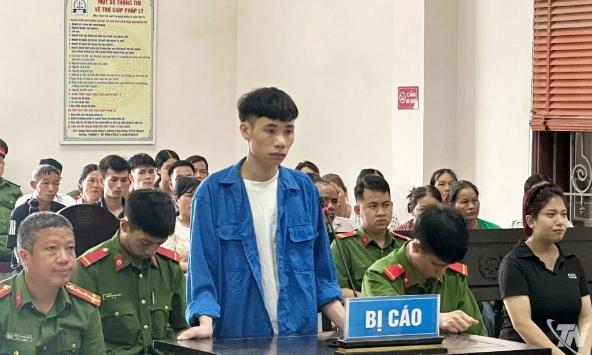 Tử hình Phạm Văn Sơn SN 2000