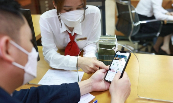 Từ nay, chuyển tiền phải khai báo với cơ quan chức năng trong trường hợp sau