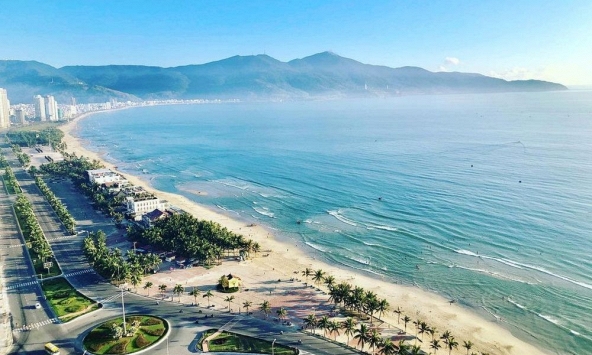 Đà Nẵng: Lần đầu tiên, biển Mỹ Khê thành sân khấu thực cảnh, kể chuyện xứ Quảng bằng ánh sáng và âm nhạc