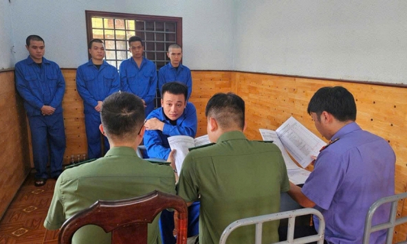 Công an điều tra giao dịch rửa tiền hơn 14 tỷ đồng: Đã xác định 5 người có liên quan