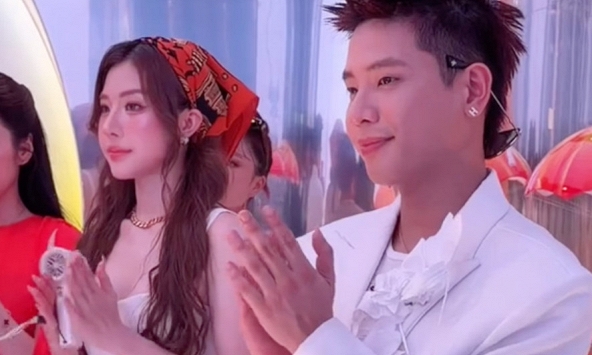 Quân A.P và Lê Khanh mà đi đóng phim chắc bùng nổ doanh số: “Coi anh chị diễn nét không quen biết kìa”