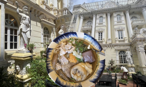 Quán bún bò “giàu” nhất Hà Nội: Giá 65.000 mà được phục vụ như vua chúa, không gian như resort 5 sao, có cả hồ bơi riêng
