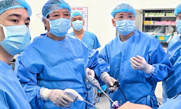 Lần đầu tiên triển khai phẫu thuật điều trị béo phì thành công tại Bệnh viện Việt Đức cơ sở Ninh Bình