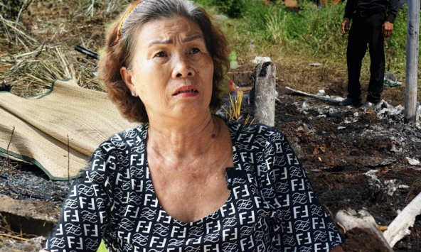 Nhân chứng kể giây phút ám ảnh vụ cháy xe khách khiến 7 người tử vong: Lúc đầu vẫn nghe rõ tiếng cầu cứu, nhưng chỉ ít phút sau tất cả rơi vào im lặng