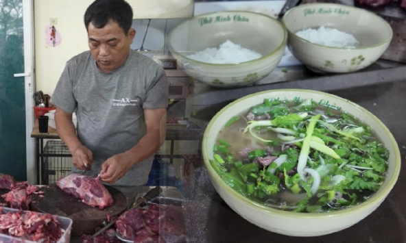 Phở trâu đắt khách nhất Hà Nội: Mỗi ngày bán hết 2 con, thái trực tiếp tại quán, bát gần 1 lạng thịt chỉ 40.000 đồng