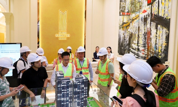 The Grand Manhattan bứt tốc 'về đích' sau 3 năm chờ đợi