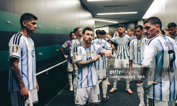 Messi bị tố là 'kẻ cầm đầu gian xảo'
