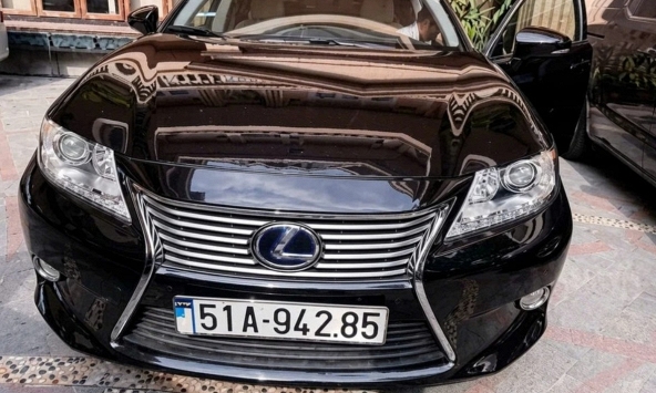 Xe Lexus của bà Trương Mỹ Lan giảm còn 635 triệu đồng, người dân được đăng ký đấu giá từ tháng 8