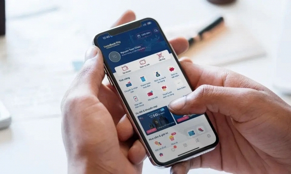 Từ 30/7, thay đổi về giao dịch chuyển khoản mà người dùng VietinBank và VPBank cần biết rõ