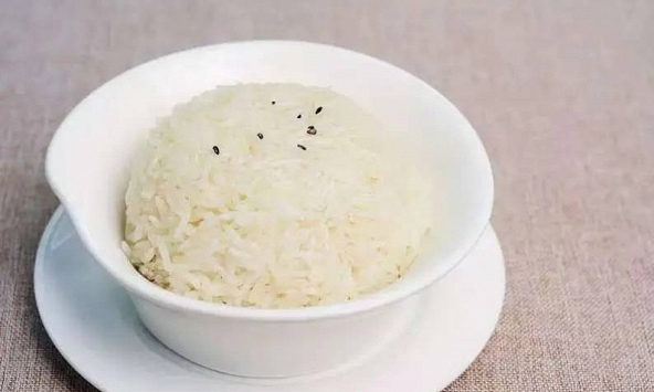 Không phải dầu mỡ hay đường: Tạp chí Y khoa chỉ ra 3 thói quen ăn uống âm thầm tăng nguy cơ tử vong, nhiều người Việt cũng mắc phải