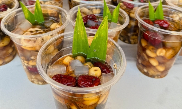 Lời khuyên cho những người hay uống nước bí đao hạt chia