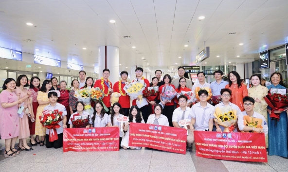 Một lớp học ở Hà Nội có tới 3 học sinh đạt Huy chương vàng Olympic quốc tế năm 2026