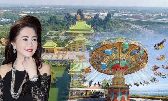 Bất ngờ với giá vé khu du lịch Đại Nam của bà Nguyễn Phương Hằng