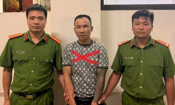 Bắt Chiến 'sa cơ' khi đang trốn ở gần cầu vượt cao tốc Hà Nội - Hải Phòng