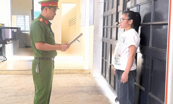 Công an điều tra nhiều lần giao dịch tổng 683,5 triệu đồng vào tài khoản của một nhân viên