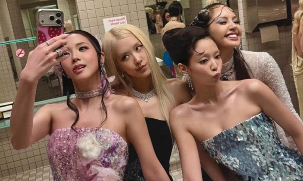 BLACKPINK bị đăng clip lạ