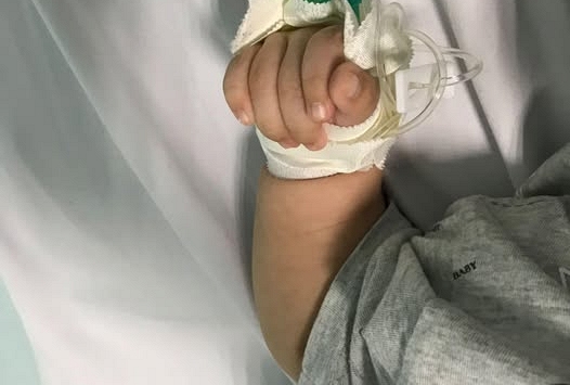 Mẹ bỉm chia sẻ chuyện 8 tháng ròng rã chăm con ở Viện Nhi vì 'mẹo' hút sữa được rất nhiều mẹ làm theo