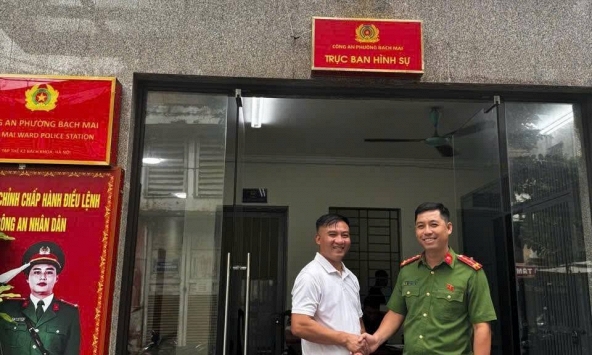 Chuyển khoản thành công 950 triệu đồng đến tài khoản 1022741843, người đàn ông SN 1977 lập tức trình báo công an