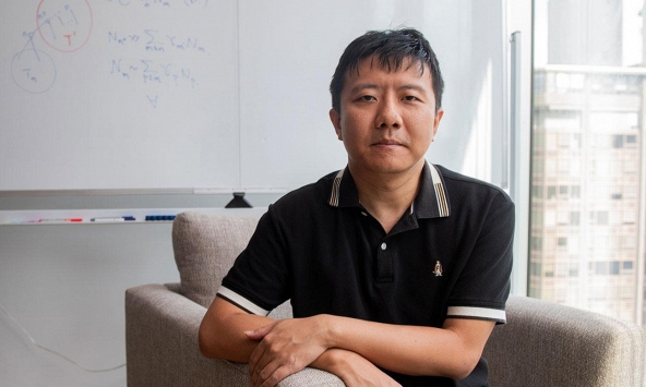 Giáo sư vừa nhận giải 'Nobel Toán học' là wibu chúa, thích đọc 'manga tình cảm con gái'