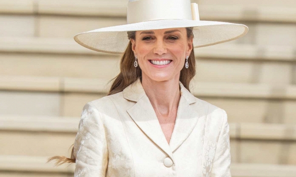 Kate Middleton giành lại danh hiệu 'Người phụ nữ mặc đẹp nhất nước Anh'