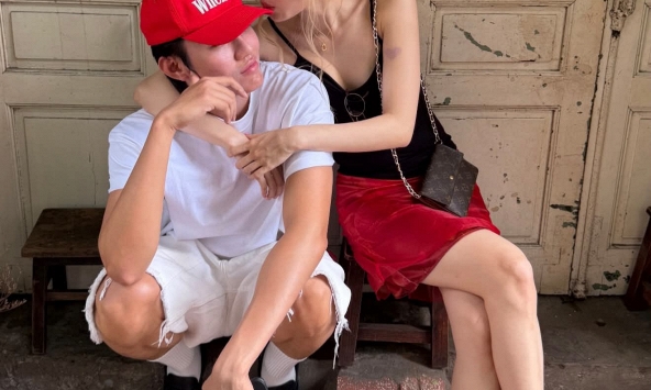 'Jennie và Nah Kai chi nhánh Việt Nam': Lên đồ đẹp, bài đăng cán mốc hơn 100.000 like