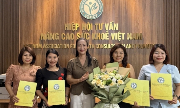  Tăng cường liên kết giữa nghiên cứu, chuyển giao công nghệ và đào tạo vì sức khỏe cộng đồng