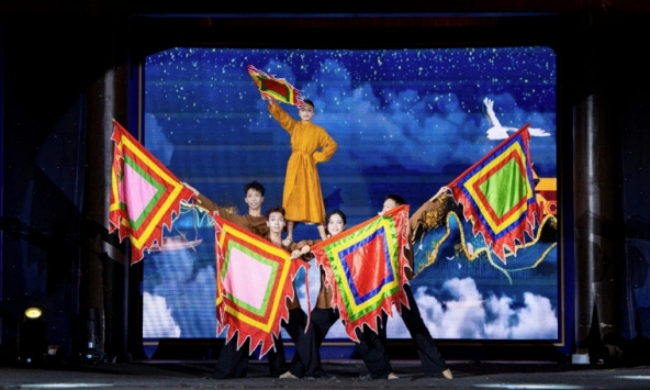 150 người mẫu nhí cùng hội tụ tại Vietnam Iconic Runway Season