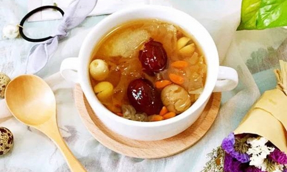 Đừng bỏ lỡ mùa hạt sen: 'Báu vật' giúp bổ gan, dưỡng tâm, càng ăn đúng cách càng tốt