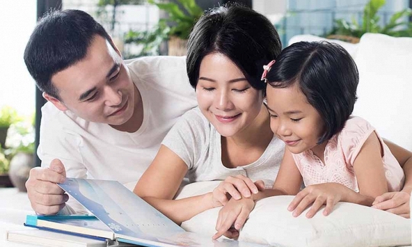 Các nhà khoa học đã phát hiện ra: Bố và mẹ ai nuôi dạy con thông minh hơn và cụ thể thông minh như thế nào!