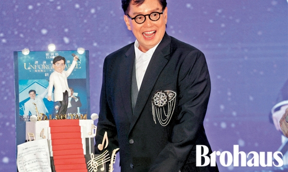 75 tuổi tóc vẫn đen bóng, phong độ khiến trai trẻ 'chạy dài': Alan Tam tiết lộ 3 bí quyết đơn giản