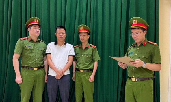 Ra quyết định khởi tố chủ hộ kinh doanh Nguyễn Văn Chung