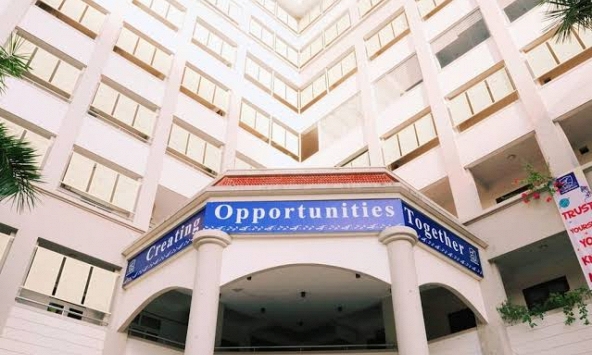 ĐH Ngoại ngữ - ĐHQGHN công bố điểm chuẩn trúng tuyển năm 2026: Ngành cao nhất vượt 28 điểm