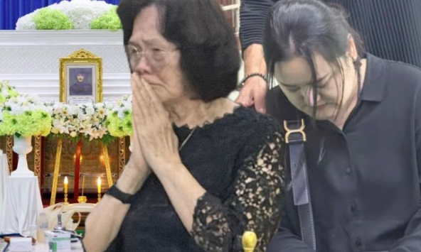 Tang lễ nam ca sĩ 8X được tìm thấy tử vong dưới sông: Mẹ già - bạn gái khóc nghẹn, dàn sao thất thần đến tiễn biệt