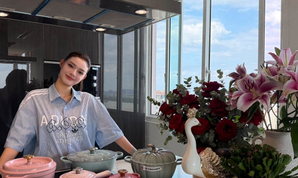 Lona Kiều Loan nạp “chiến mã” cho căn bếp, rục rịch gia nhập đường đua nấu ăn: Cạnh tranh cùng ai đây?