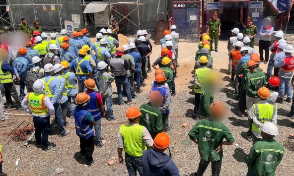 150 cán bộ, chiến sĩ đồng loạt ra quân, kiểm tra hơn 500 người tại một công viên phần mềm