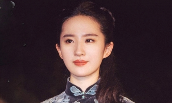Những hình ảnh không bao giờ được lên sóng của Lưu Diệc Phi