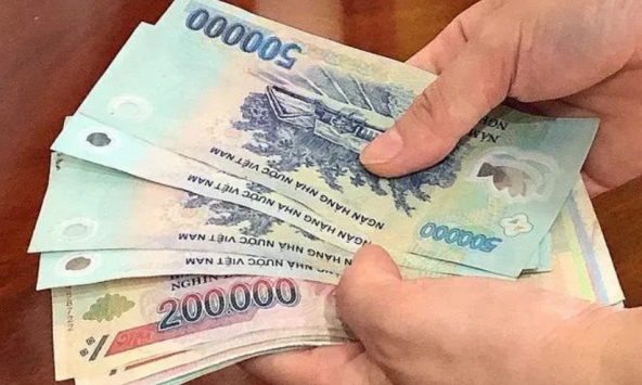 Đủ 20 năm đóng BHXH, nghỉ hưu năm 2026: Lao động nam, nữ nhận lương hưu khác nhau thế nào?