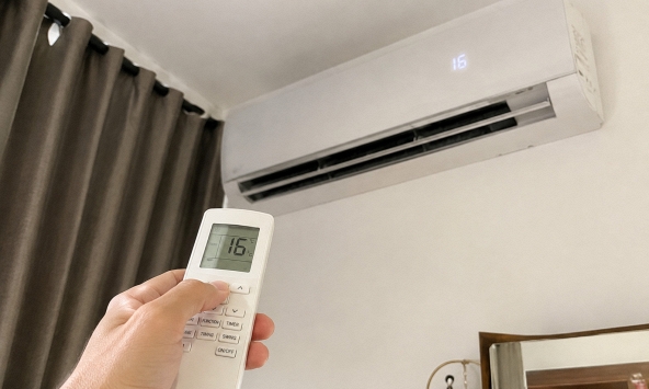 Vì sao nhiều nhà bật điều hòa 16 độ mà phòng vẫn không lạnh? Thợ sửa chữa chỉ ra 1 nguyên nhân phổ biến