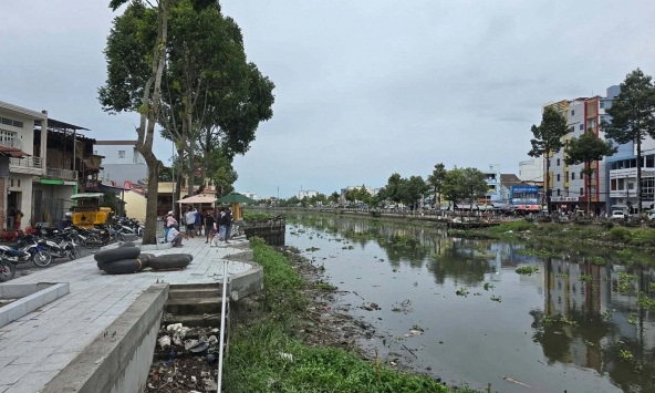 Vụ nam thanh niên mất tích sau khi thách nhau bơi qua sông với bạn nhậu: Tìm thấy thi thể ở đâu?